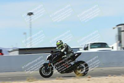 media/May-06-2024-Moto Forza (Mon) [[b33359f27d]]/2-Intermediate/Session 4 Front Straight Speed Pans/